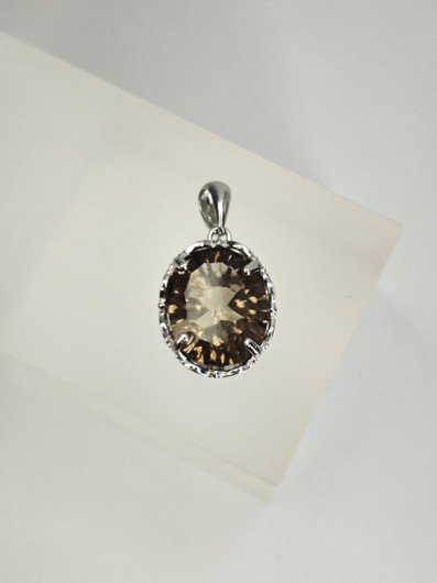 yksilöllinen hopeariipus kovera / concave hionta, aidolla Savukvartsilla