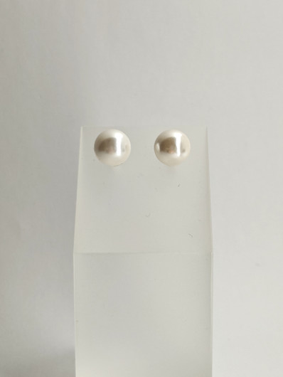 Vintage beautiful pearl earrings