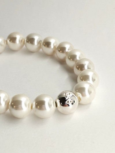 Vintage beautiful pearl bracelet