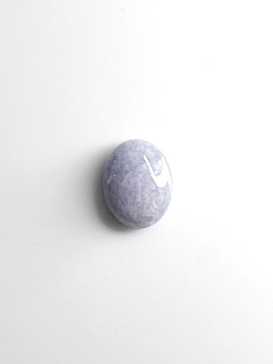 Jade 4,3 ct ovaali