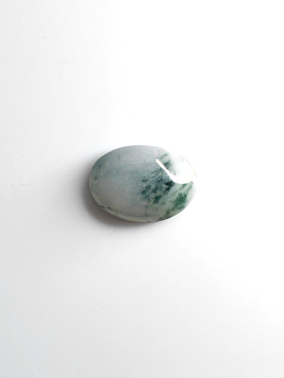 Jade 10 ct ovaali