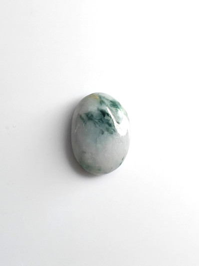 Jade 10 ct ovaali