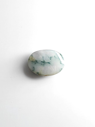 Jade 10 ct ovaali