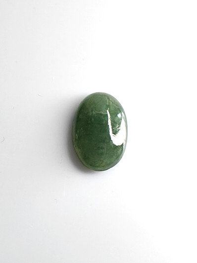 Jade 14,6 ct ovaali