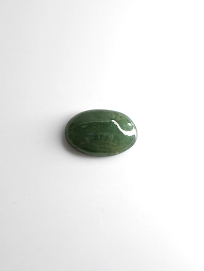 Jade 14,6 ct ovaali