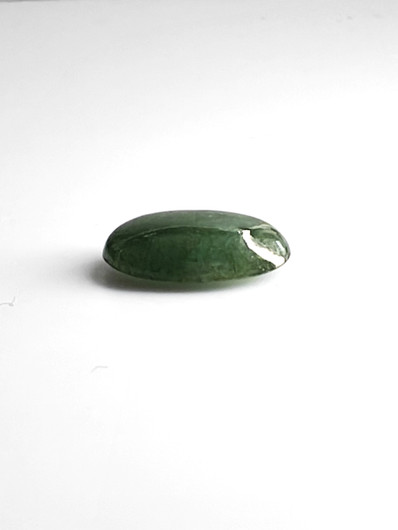 Jade 14,6 ct ovaali