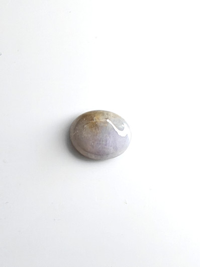 Jade 5,4 ct ovaali