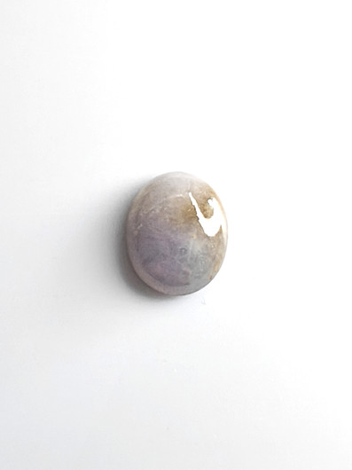 Jade 5,4 ct ovaali