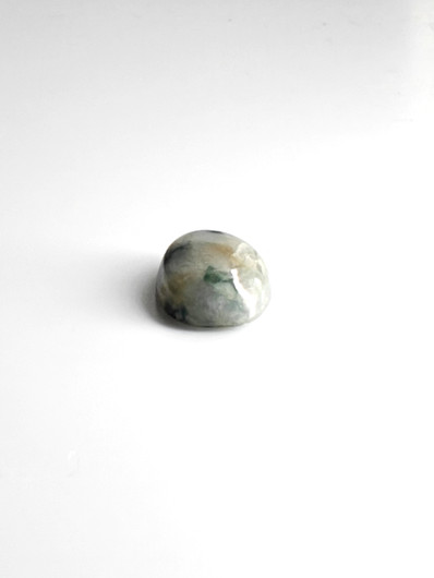 Jade 10,9 ct ovaali