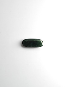 Jade 3,6 ct oval