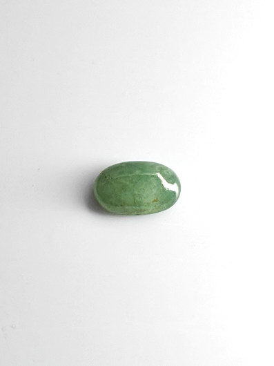 Jade 5,5 ct ovaali