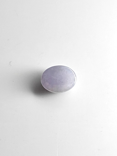 Jade 3,7 ct ovaali