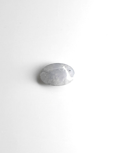 Jade 2,8 ct ovaali