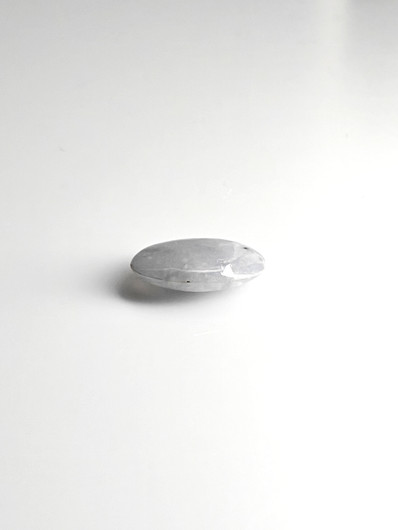 Jade 2,8 ct ovaali