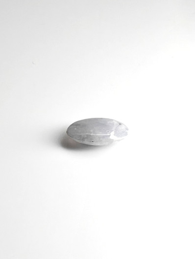 Jade 2,8 ct ovaali