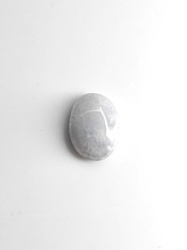Jade 4,7 ct oval
