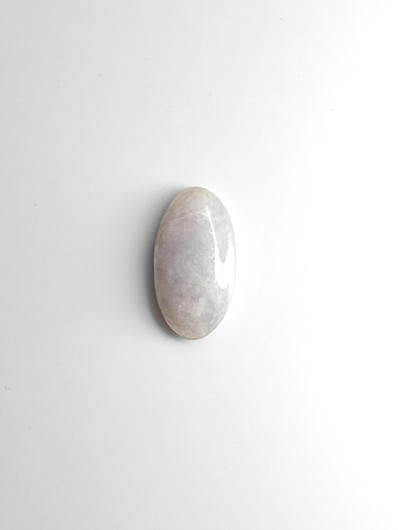 Jade 8,9 ct ovaali
