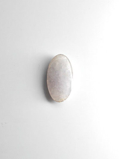 Jade 8,9 ct ovaali