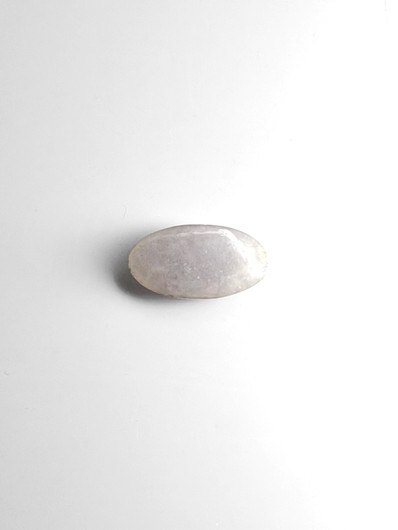 Jade 8,9 ct ovaali