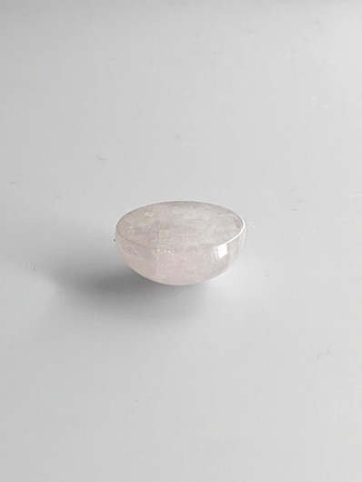 Jade 7,9 ct ovaali