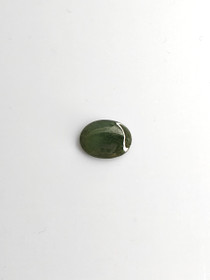 Jade 2,7 ct oval