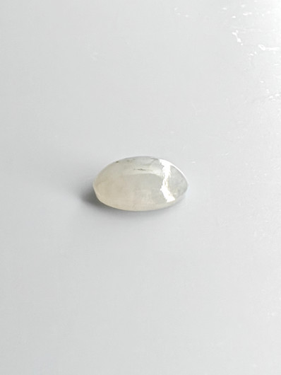Jade 5,4 ct ovaali