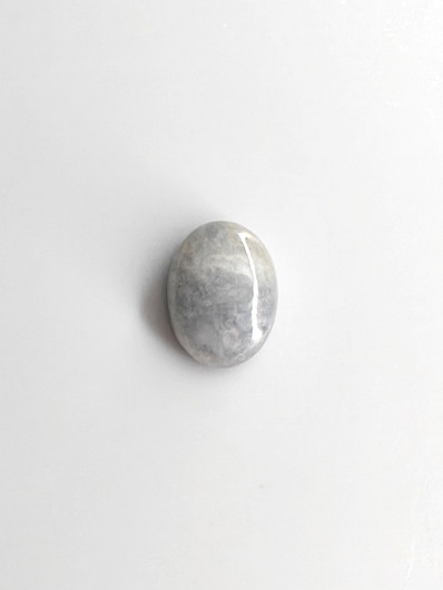 Jade 7,3 ct ovaali
