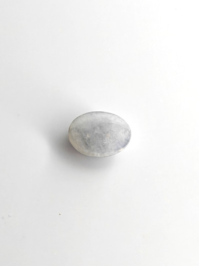 Jade 7,3 ct ovaali