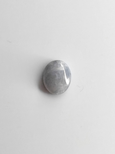 Jade 4,4 ct ovaali