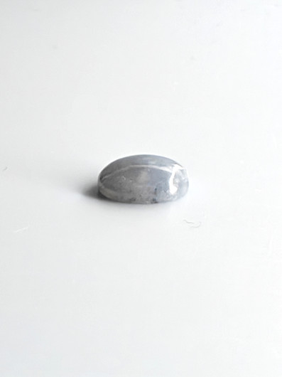 Jade 4,4 ct ovaali