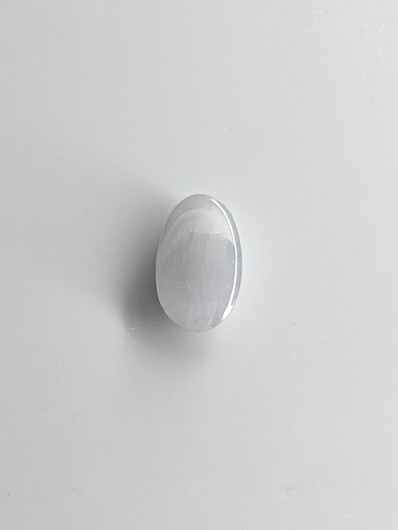 Jade 4,5 ct ovaali
