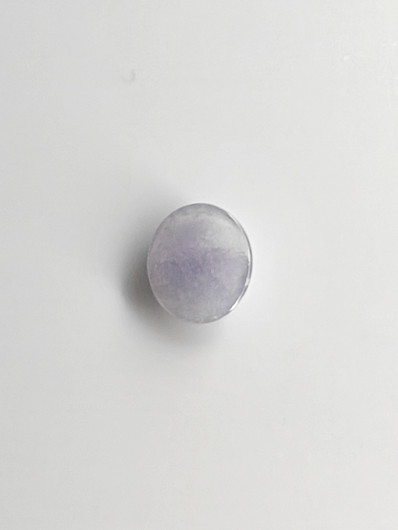 Jade 2,4 ct ovaali