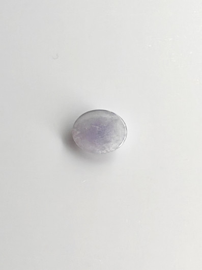 Jade 2,4 ct ovaali