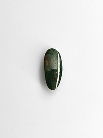 Jade 3,6 ct oval