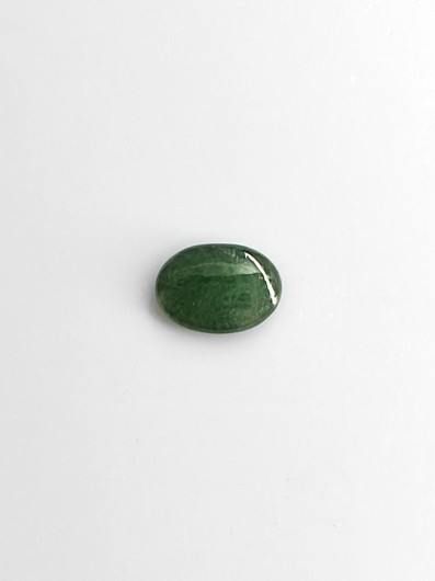 Jade 2 ct ovaali