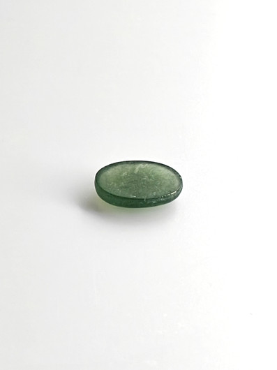 Jade 2 ct ovaali