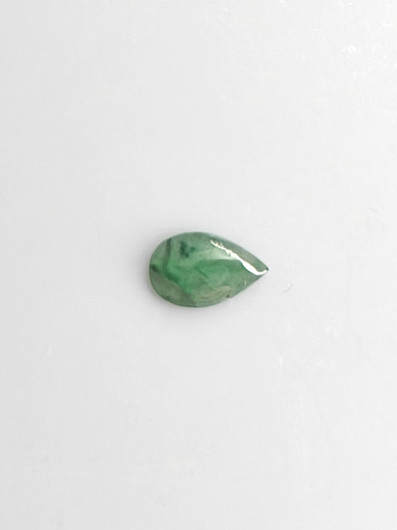 Jade 0,3 ct pisara
