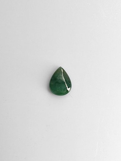 Jade 1,2 ct pisara
