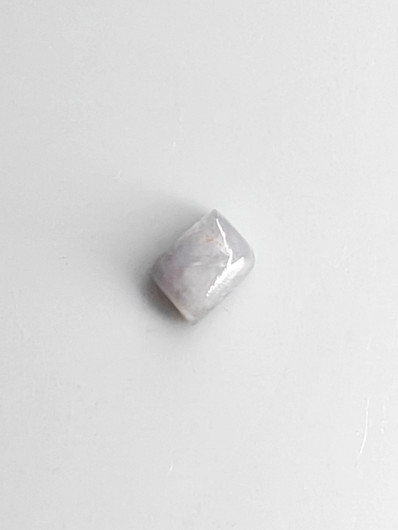 Jade 1,3 ct fancy