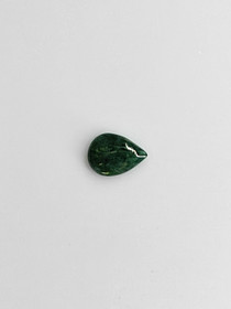 Jade 1,1 ct pear
