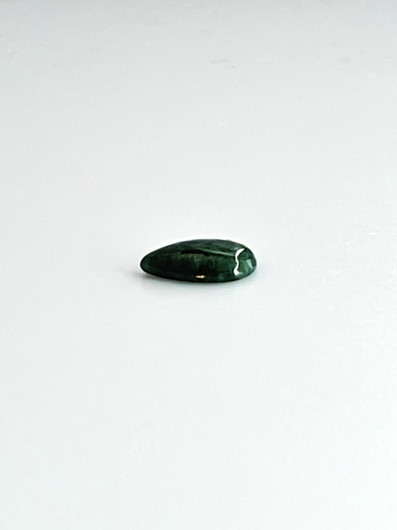 Jade 1,1 ct pisara