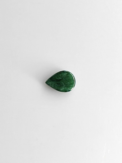 Jade 1,1 ct pisara