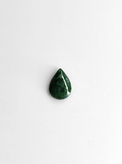 Jade 1,1 ct pisara