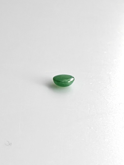 Jade 0,3 ct pyöreä