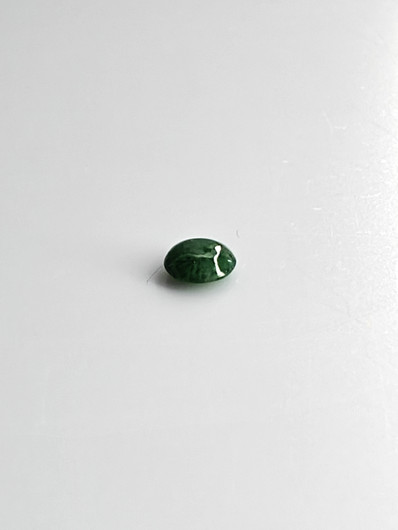 Jade 0,5 ct pyöreä