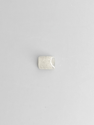 Jade 0,3 ct suorakaide