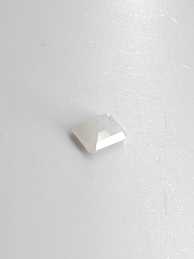 Jade 2,3 ct smaragdi