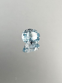 sky blue Topaz 9,1 ct oval 