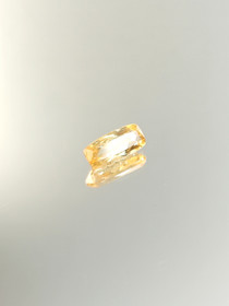 Imperial Topaz 2,3 ct fancy cut