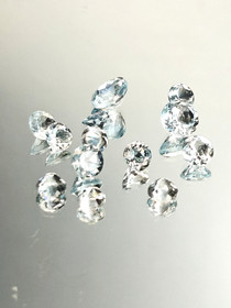 Topaz 12 stones (6 - 4 mm) round